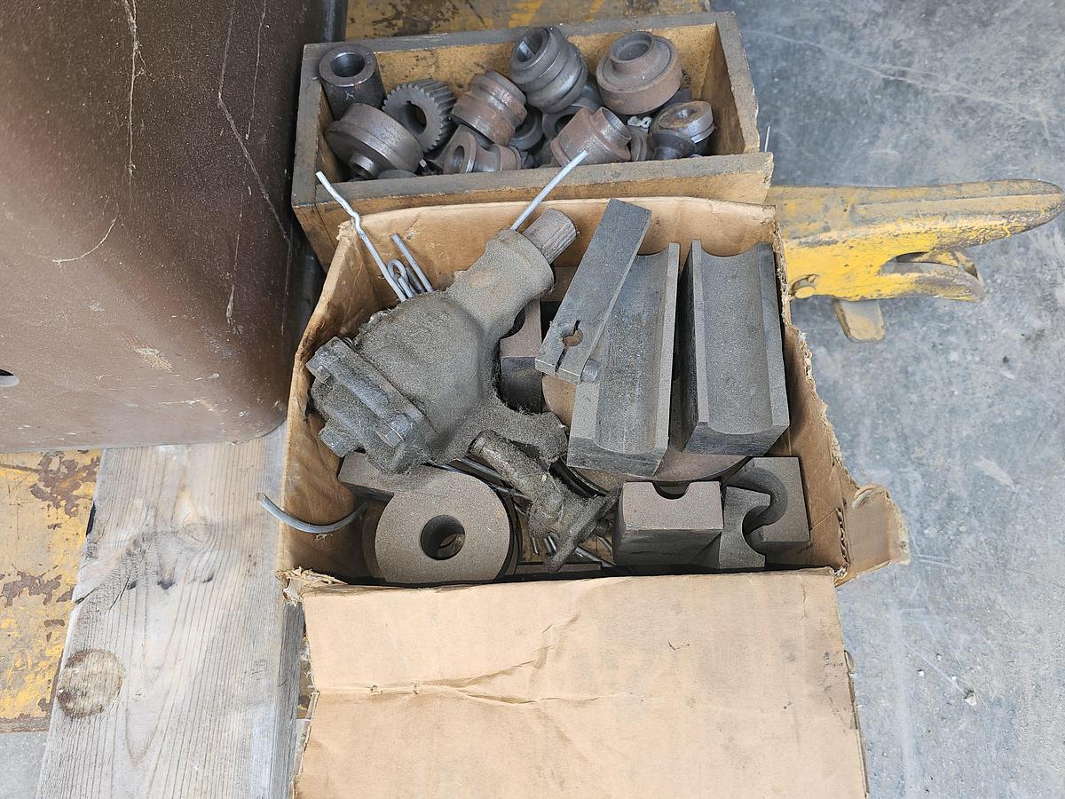 Used Di-acro Model 200 (#6) Hydraulic Power Tube, Pipe, & Bar Bender