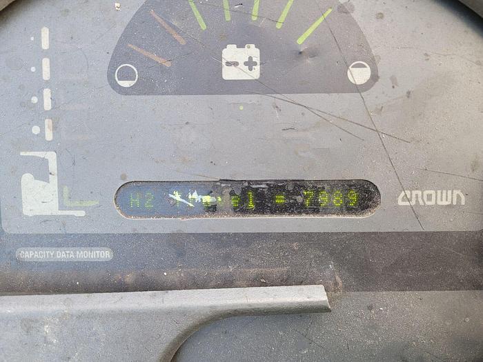 Used Crown RR 5000 Series Electric Reach Truck 4,200 lb Capacity 42” Forks Sideshift