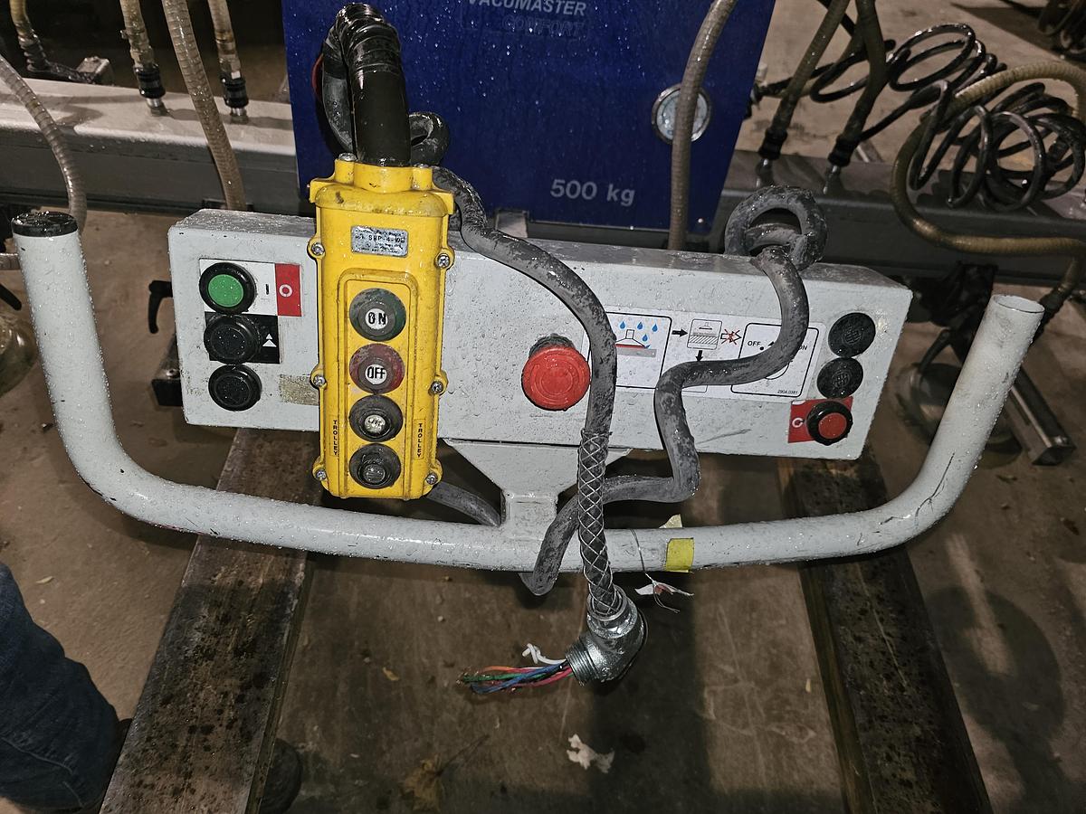 Used 500 Kg Schmalz MOD-VM-COMF-500/750 8-Cup Vacuum Lifter & Electric Chain Hoist