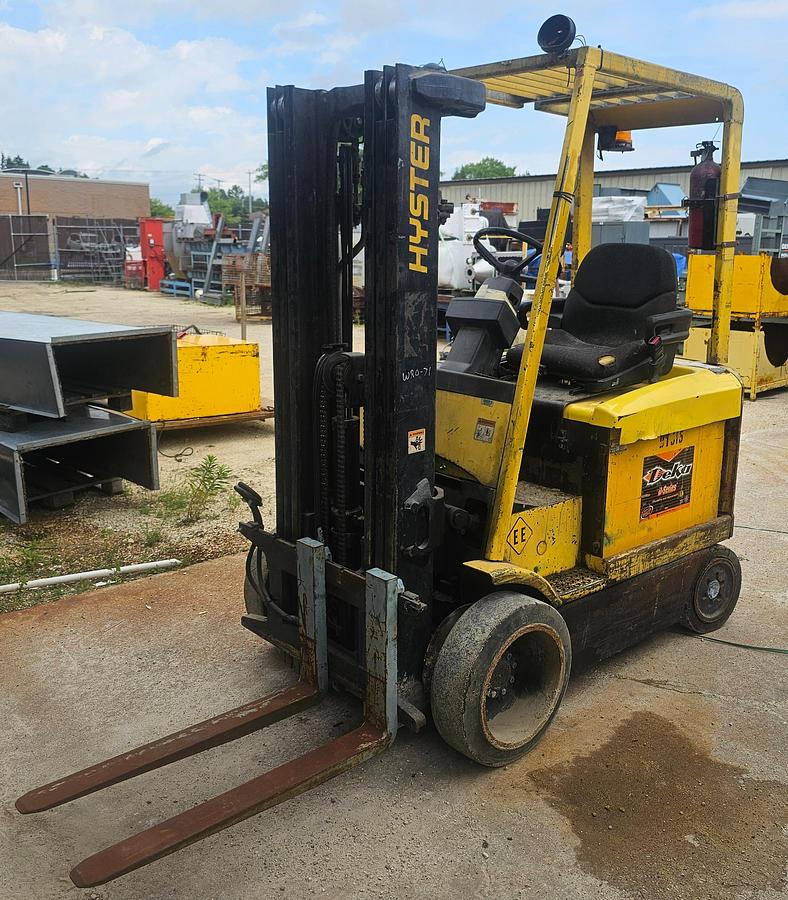 Used 1995 Hyster E50XM2-33 Electric Forklift | 5,000 lb | 4,800 Hours | 42" Forks No Sideshift