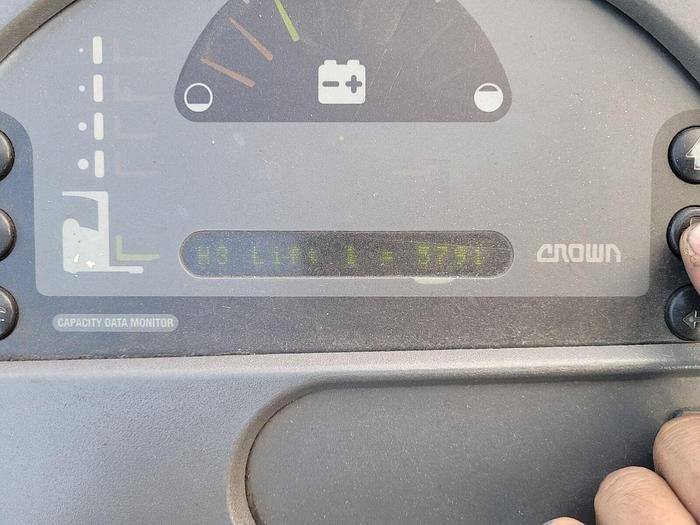 Used Crown RR 5000 Series Electric Reach Truck 4,500 lb Capacity 42” Forks Sideshift