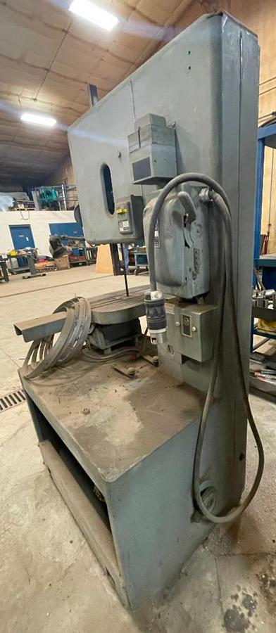 Used 18" Grob 4V-18 Vertical Bandsaw w/RW-B Welder & Air-Hydraulic Feeder Table