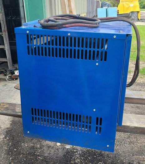 Used Crown Powerhouse 48V Industrial Forklift Battery Charger CR24FR3B-1100