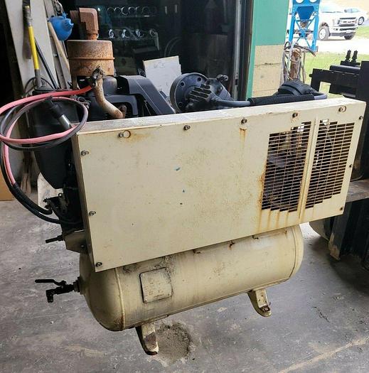Used Ingersoll-Rand 12.5 Hp Kohler Command Pro Port. Air Compressor