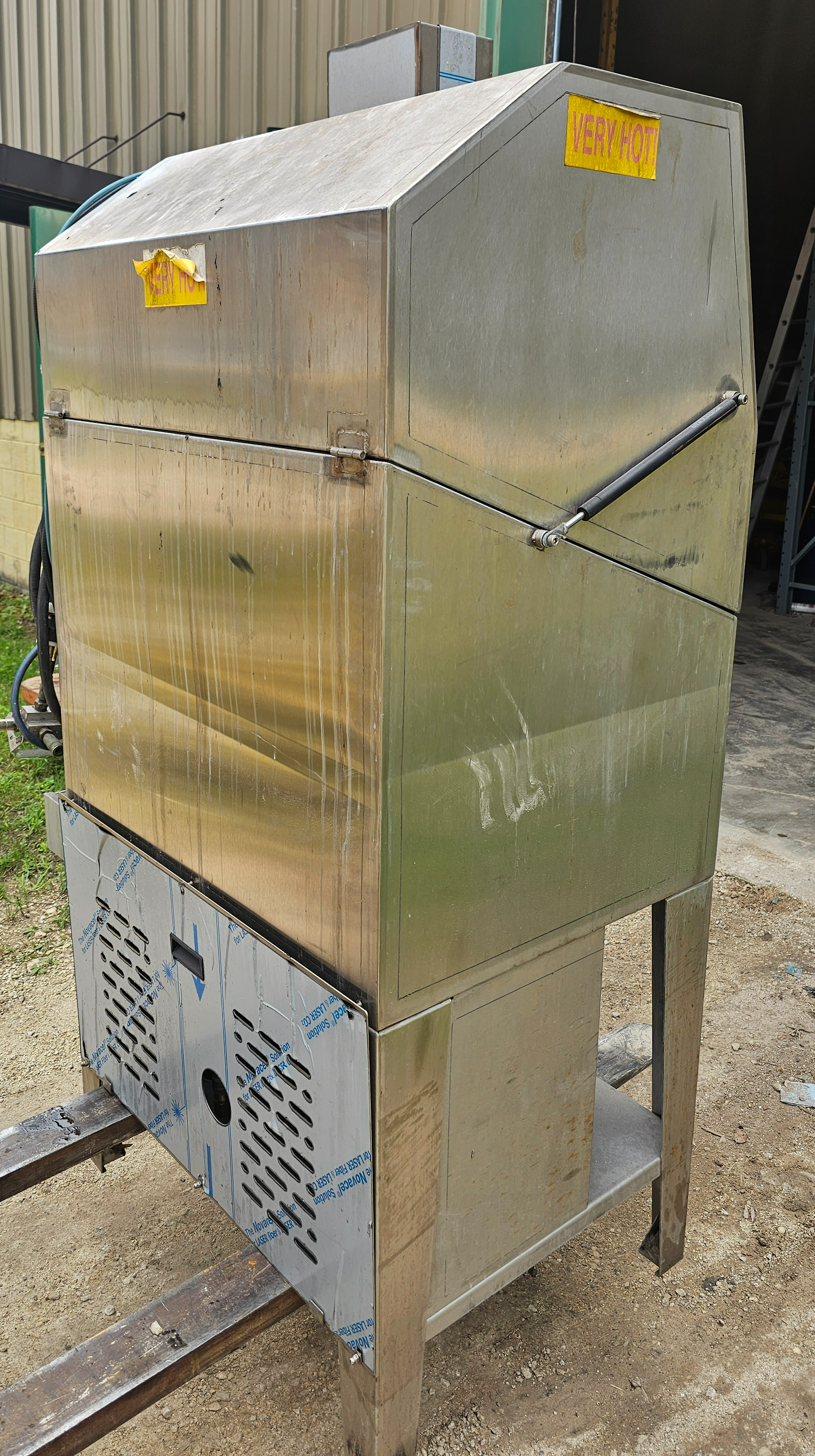 Used 2018 Magido HP25M 304 Stainless High-Pressure Heated Parts Washer, 870 PSI, 220V