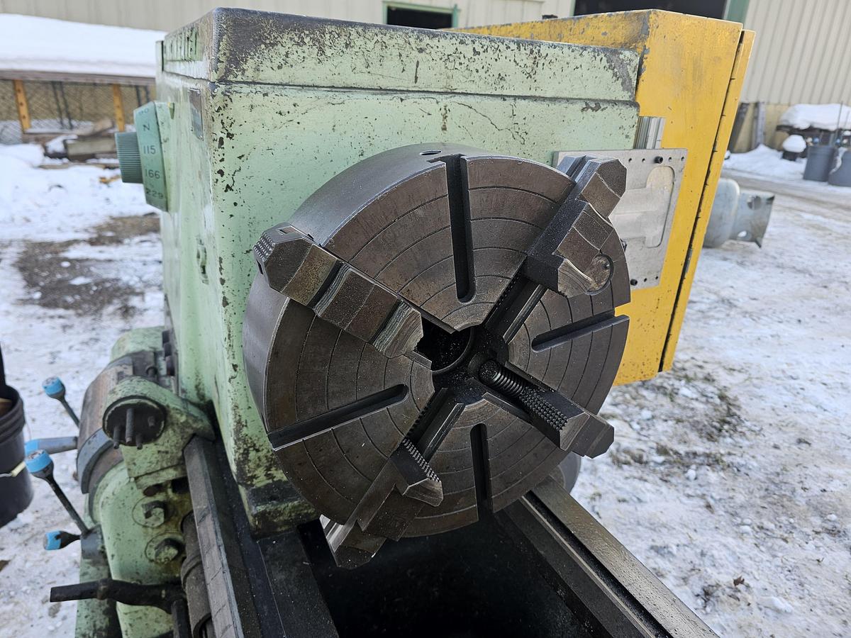 Used Cincinnati Hydrashift 22 Engine Lathe 23.5" Swing x 72" Centers