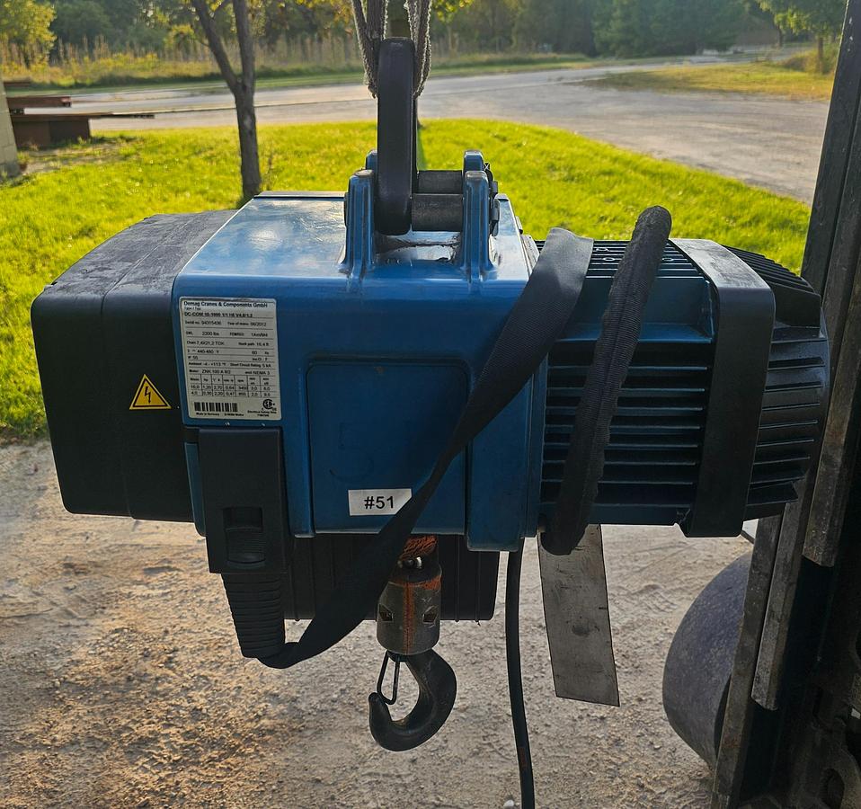 Used 1 Ton Demag DC-COM 10-1000 Electric Chain Hoist, 17' Lift 440-480V, 3 ph