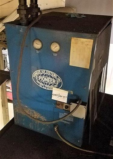 Used 150 CFM Pioneer '1987' R12 Refrigerated Air Dryer #R150A