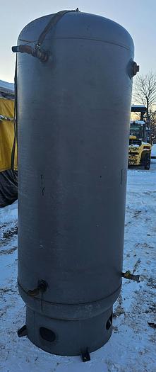 Used 2018 Manchester 400 Gallon Vertical Air Tank 165 Psi @ 400*F 