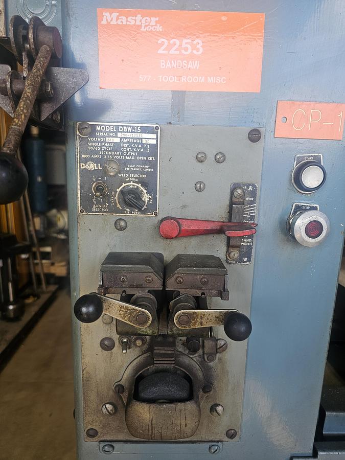Used Doall 1612-1 Contourmatic 16" Vertical Bandsaw & DBW-15 Blade Welder, 24" x 24" Table 