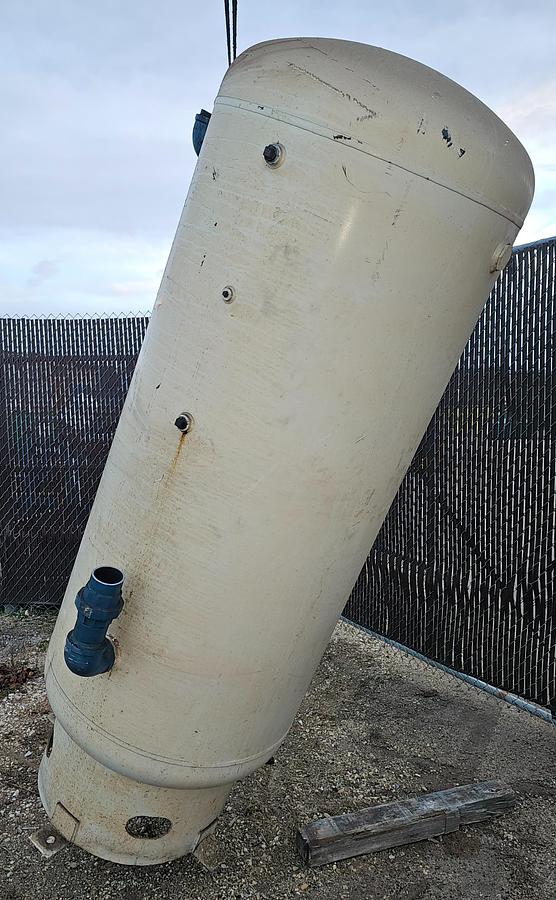 Used 2005 Silvan Industries 400 Gallon Vertical Compressed Air Tank 150 Psi @ 450*F 