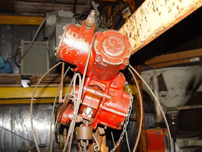 Used Chicago Pneumatic 1 Ton Pneumatic Air Operated Chain Hoist 20' Lift