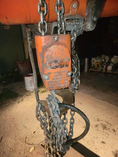 Used CM Lodestar 2 Ton Model R Electric Chain Hoist 14′ Lift 8 FPM 208-240/440-480V