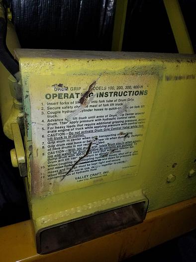 Used 2000# Valley Craft Self Contained Hydrauilic Powered Forklift Attachment