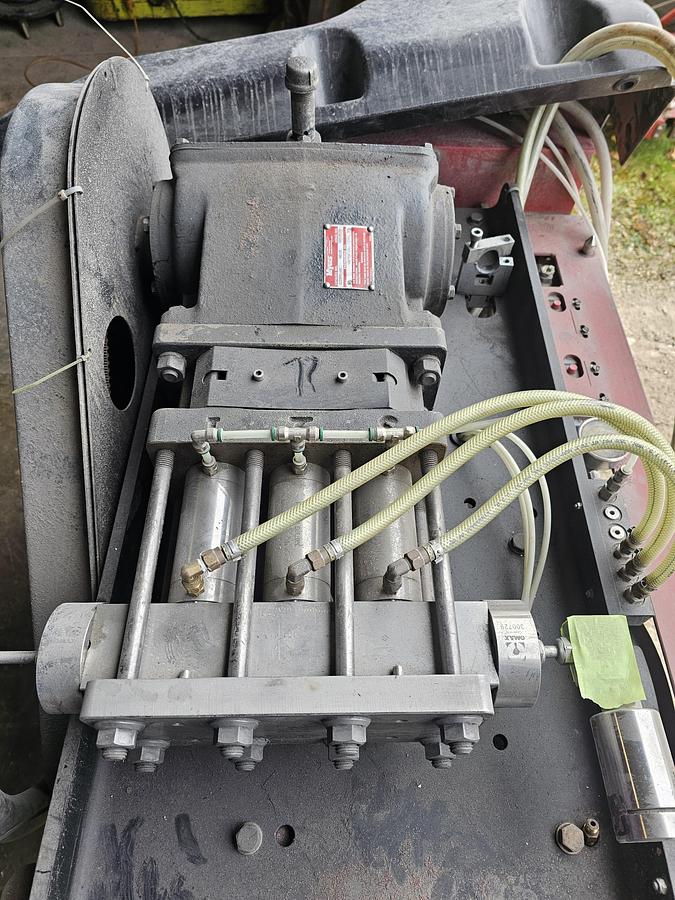 Used 2010 Omax Maxiem 2030 CNC Waterjet Cutting System & Abrasive Blast Hopper