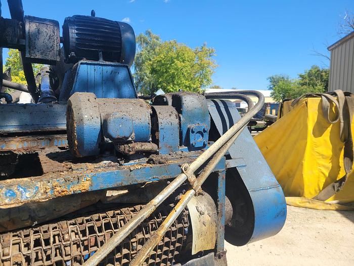 Used Hoffman Compact F126 Vacu-Matic 26 Sq. Foot Fabric Coolant Filtration System