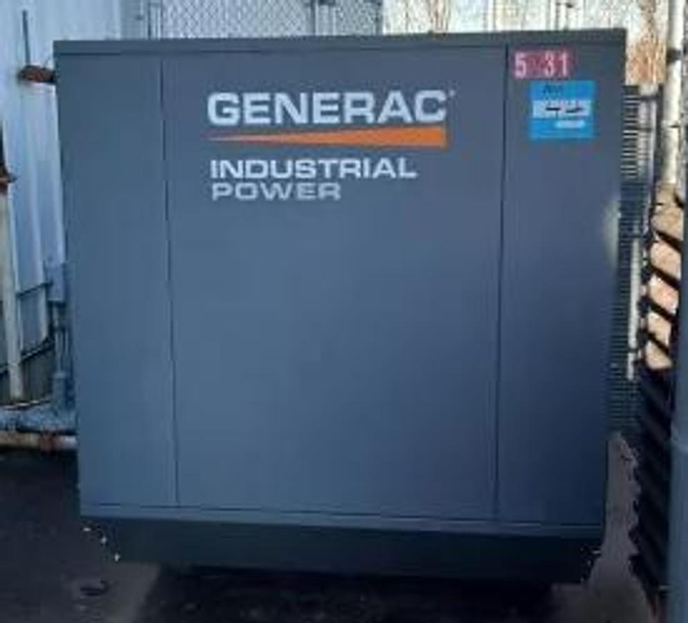 Used 2021 Generac SG200 200kW Industrial Generator | 3-Phase | ONLY 89 HRS | Late-Model Standby & Transfer Switch