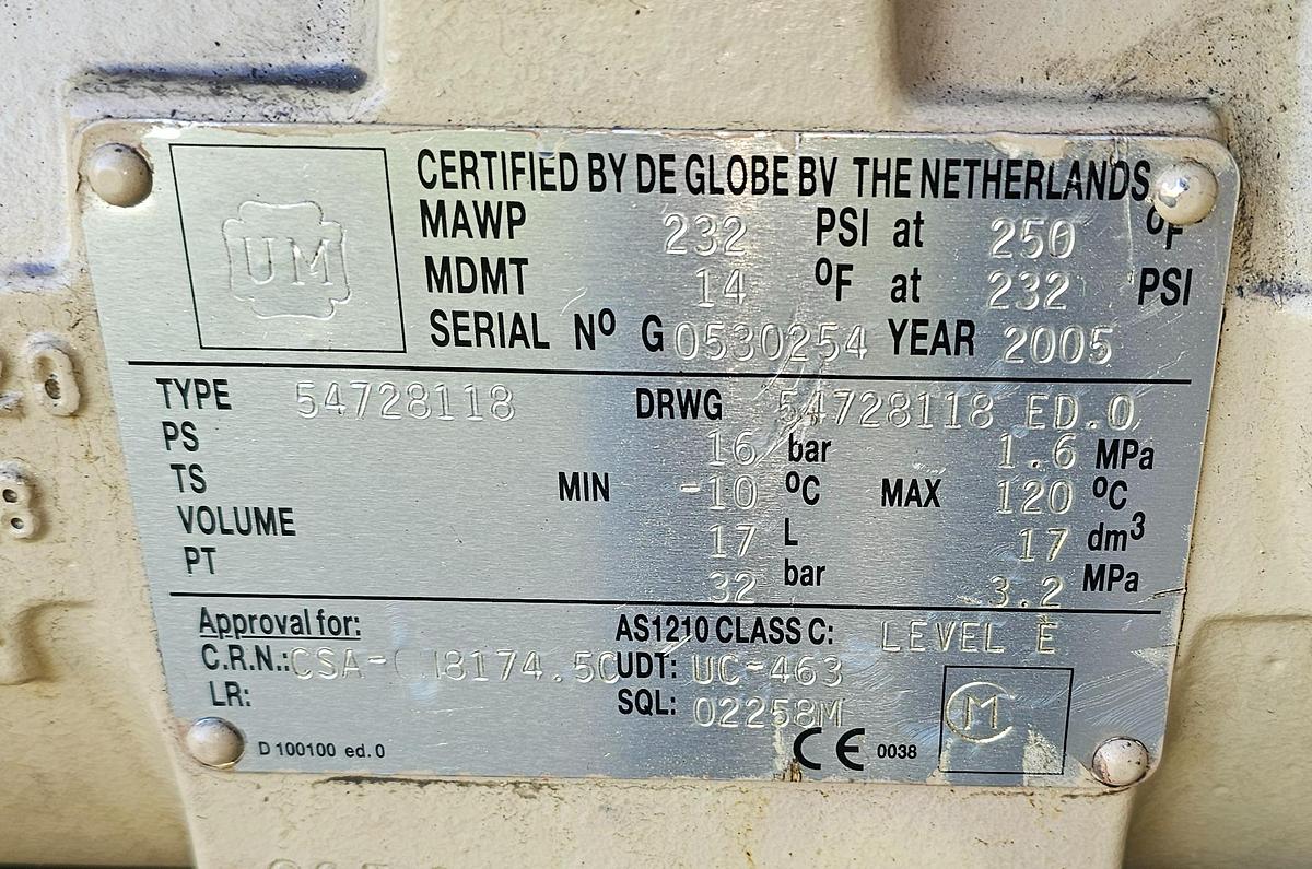 Used 20 Hp Ingersoll Rand SSR UP6-20-125 Rotary Screw Air Compressor w/Dryer & Tank 