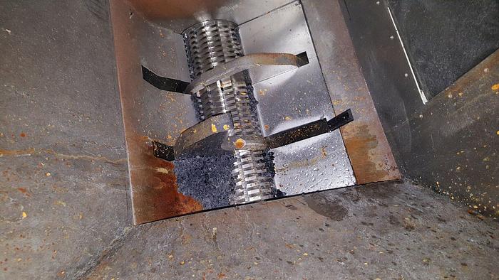 Used 3 Hp 1998 Nissui Plastics Granulator / Grinder Model #SKN-22