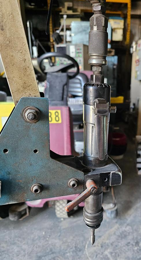 Used Procyon Model 62 Square Tap Articulating Pneumatic Tapping Arm 62" Reach 