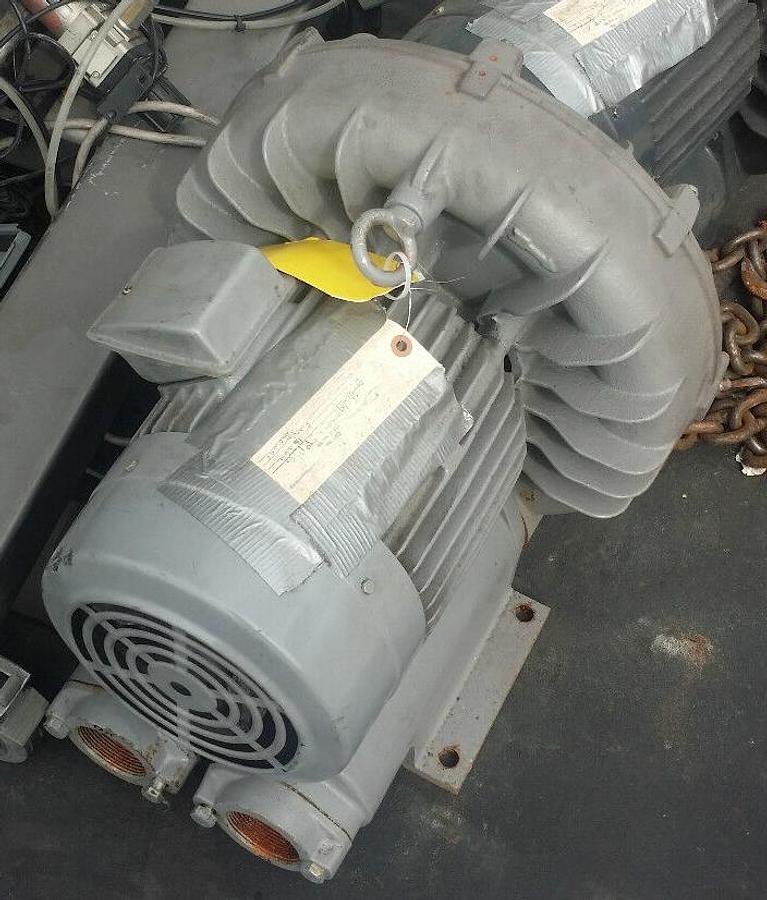 Used 6.7 HP. Fuji Electric Ring Compressor 267 CFM MDL#: VFC700A-7W