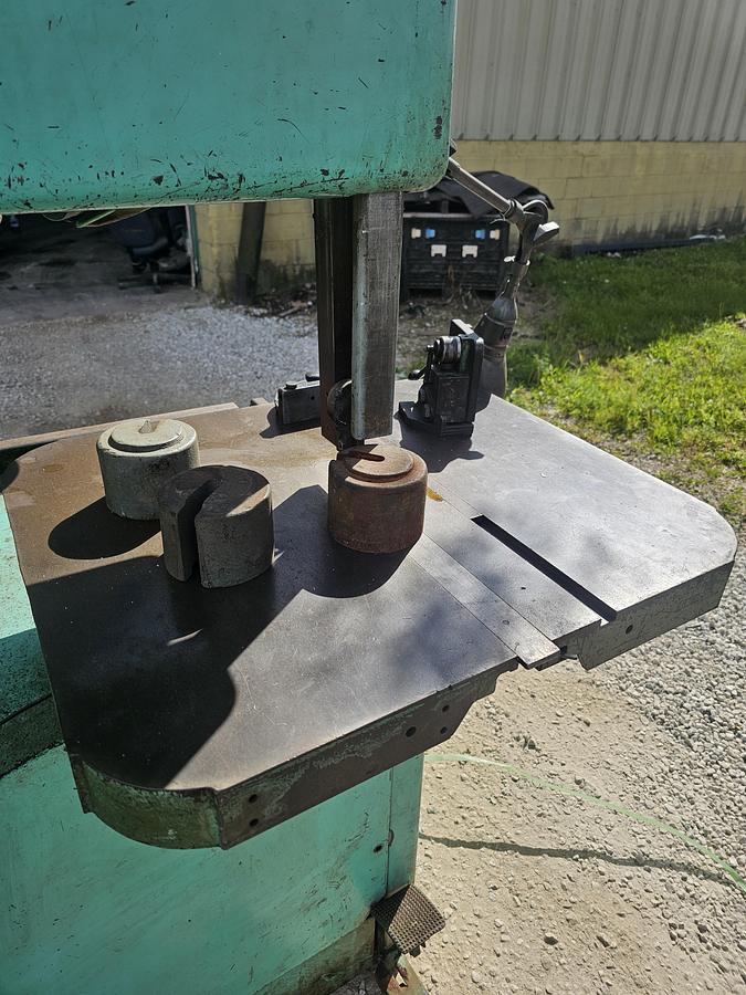 Used 24" Grob NS-24 Industrial Variable Speed Vertical Bandsaw & RW-A Blade Welder