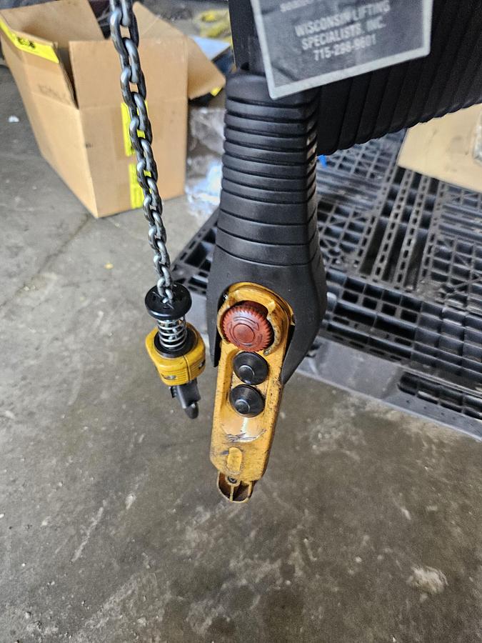 Used 1100# Demag DC-COM 5 500 1/1 H5 Overhead Electric Chain Hoist & Parts Hoist 