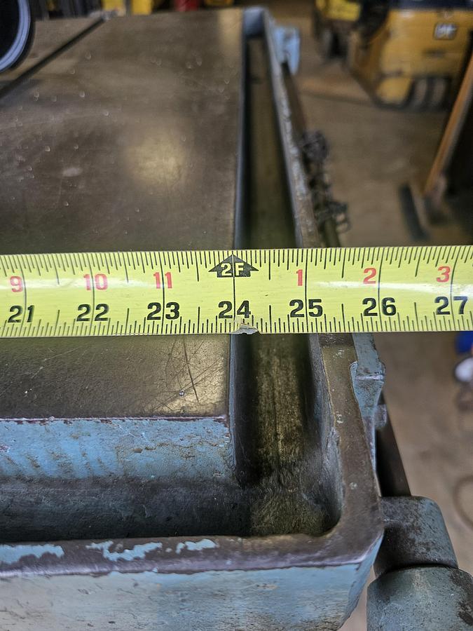 Used 16" Doall 16-3 Variable Speed Vertical Bandsaw, Hydraulic Table & Blade Welder