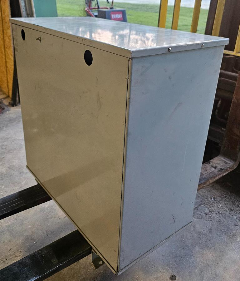 Used 75 KVA Cutler Hammer Y48M51T75A Transformer 480 Delta H.V. to 240 L.V. Three Phase