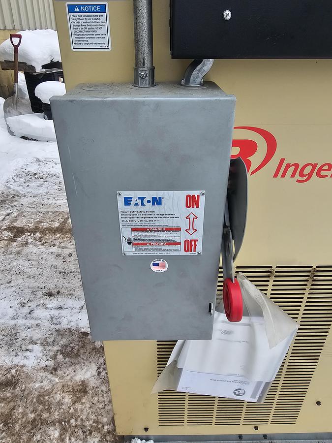 Used 1200 SCFM Ingersoll Rand Nirvana NVC1200A40N Refrigerated Air Dryer