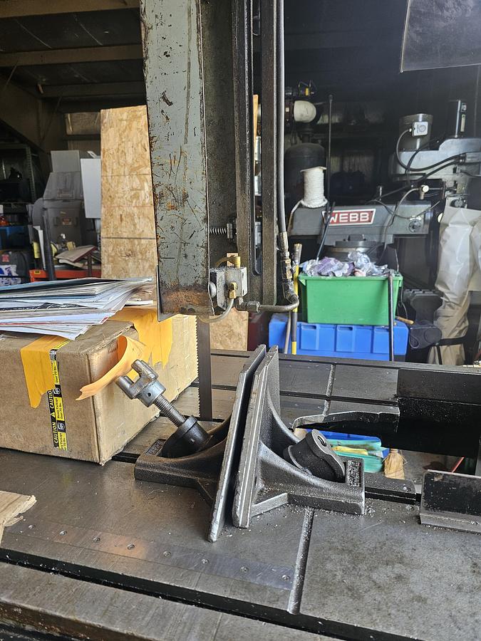 Used 1995 Marvel Series 8 Mark II Vertical Tilt Frame Bandsaw 18" x 22" Capacity