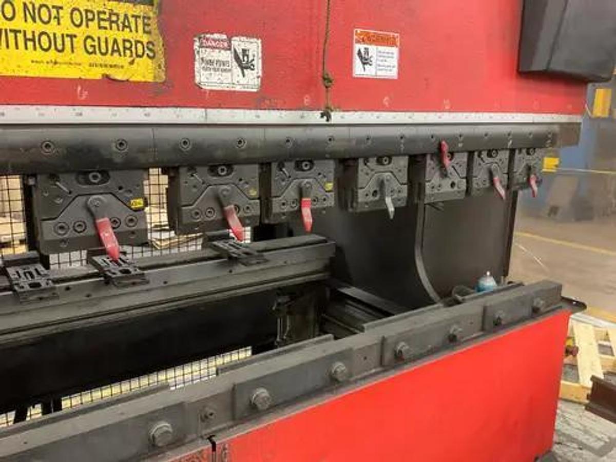 Used 88 Ton x 8' Amada HFT 80-25 S Hydraulic 4 Axis CNC Press Brake 