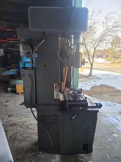 Used Atlantic 4000 Series Morse Taper Jig Bore 12” x 18” Table DRO Included 220V