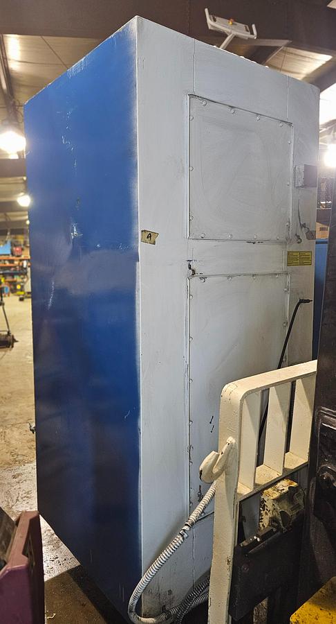 Used Donaldson Torit DWST 6-4 Downflo Workstation | 28,000 CFM | 4-Module Dust Booth