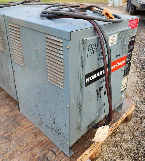 Used Hobart Accu-Charger 600B1-12 Industrial 24 Volt Battery Charger 