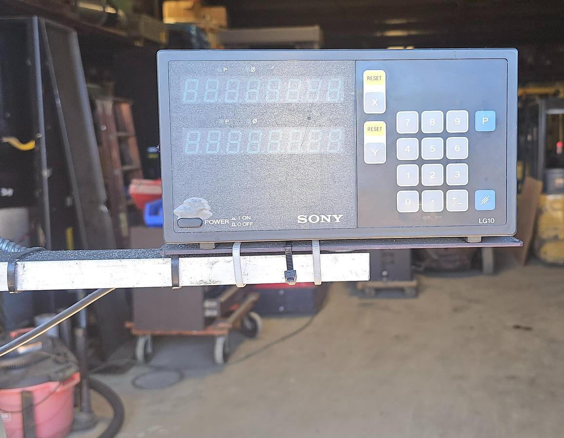 Used 6" x 12" Mitsui MSG-200MH Precision Hand Feed Surface Grinder, DRO & Magnetic Chuck 