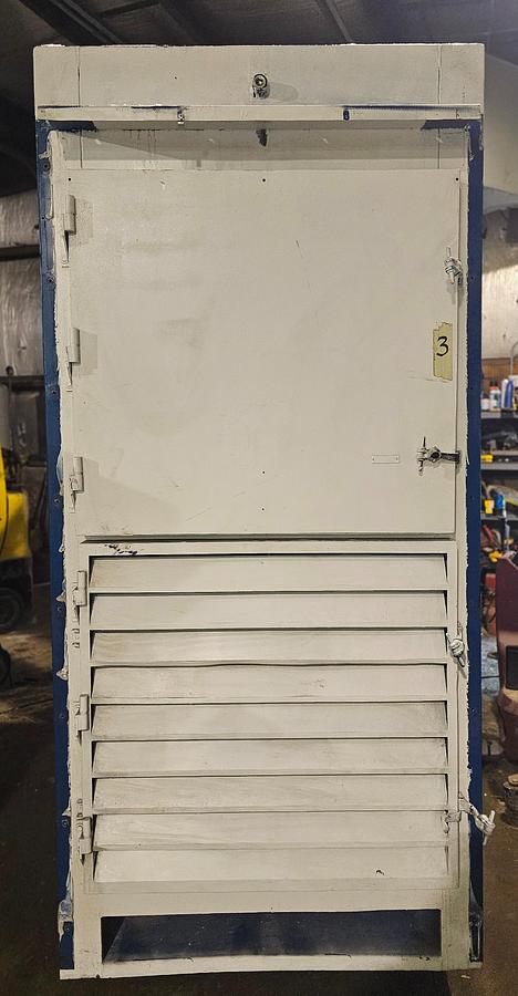 Used Donaldson Torit DWST 6-4 Downflo Workstation | 28,000 CFM | 4-Module Dust Booth