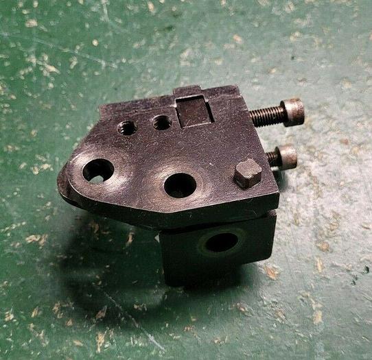 Used Brown & Sharpe Box Holder Tool Post 135-100