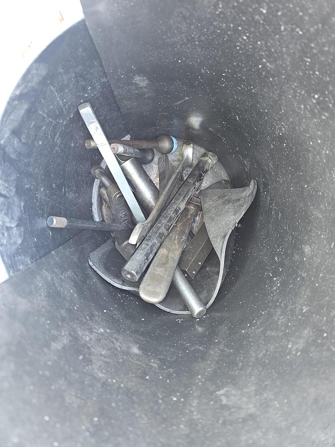 Used Cincinnati Hydrashift 22 Engine Lathe 23.5" Swing x 72" Centers