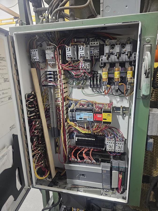 Used 75 Ton Metal Mechanics Hydraulic 4-Post Trim Press