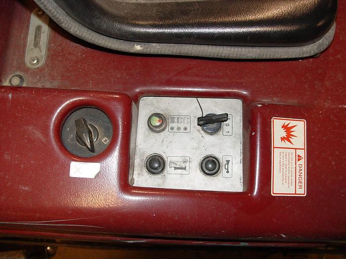 Used Power Boss Floor Sweeper – RIDER MODEL RS-50F, NEEDS HYD. DRIVE MOTOR, BATTERY’S