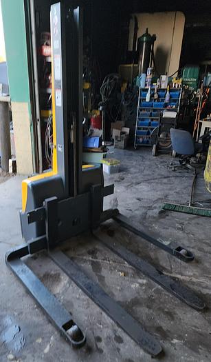 Used 2200# Jungheinrich/Multiton Single Stage "Swift" Series Stacker 24 Volt