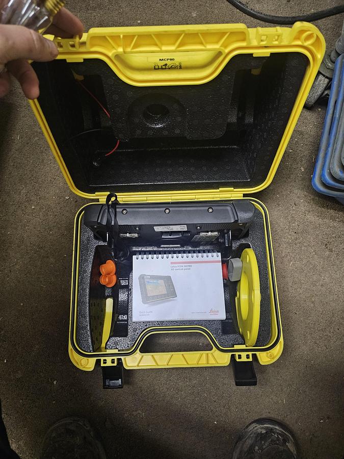 Used 2022 Level Best GB Series GB108 Quick Attach Grading Blade Attachment & Leica Display Monitor