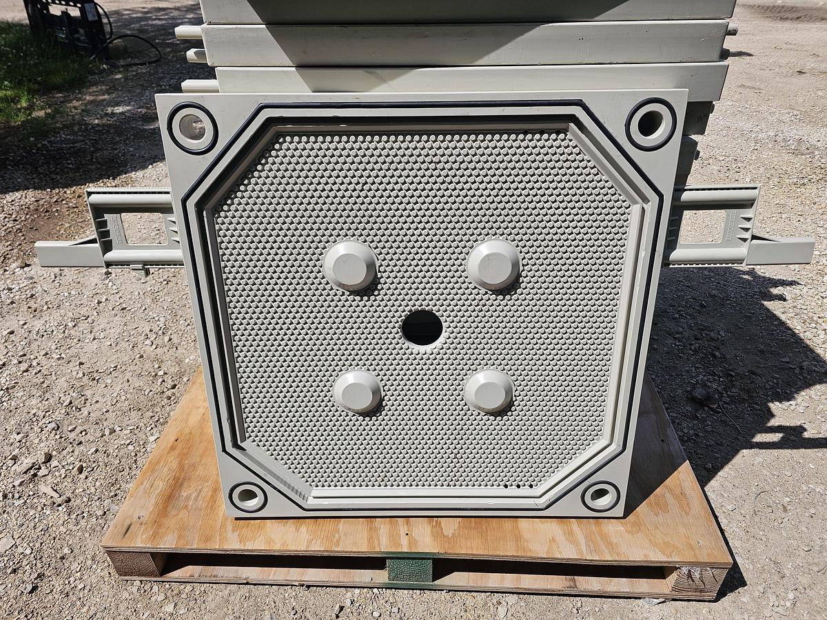 Used Met-Chem 19 Cu. Ft. 800mm Hydraulic Filter Press – 38 Polypropylene Plates - Like New Condition