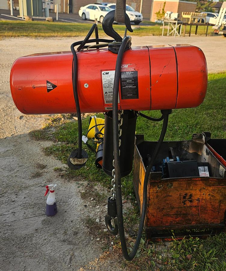 Used 1 Ton Lodestar VS Electric Chain Hoist Model L, 16 FPM Lift Speed, 440-480V 3 Phase