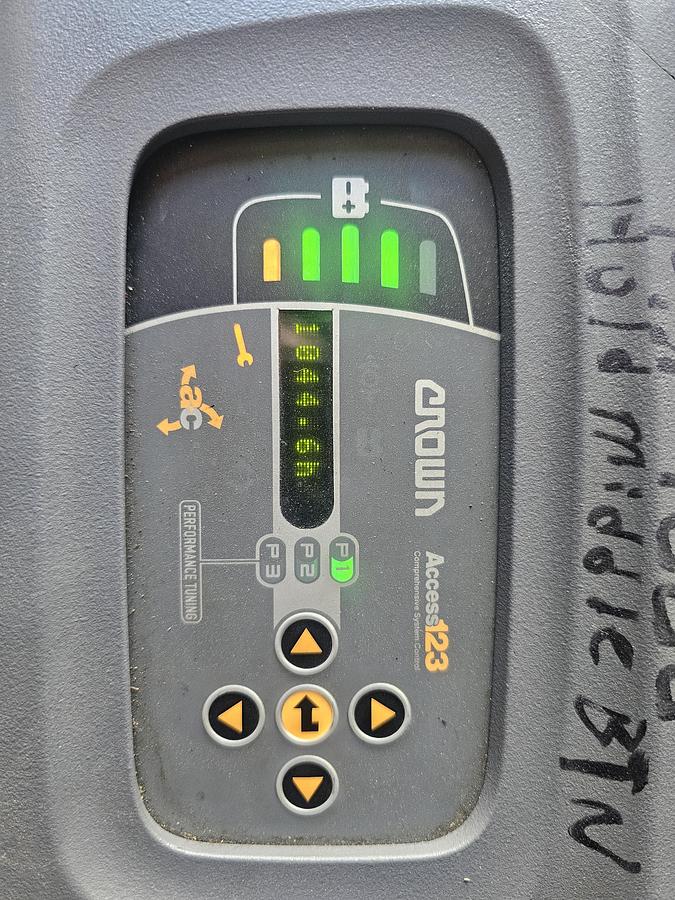 Used 24 Volt Crown RR 4000 Series Ride-On Pallet Jack RT 4020-20 w/Charger