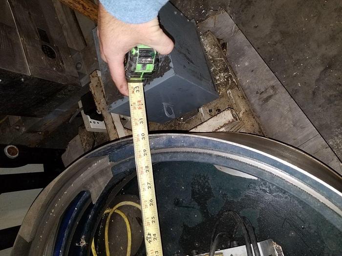 Used 30'' SST Vibratory Feeder Bowl w/ Controller and Base 10'' Depth 1 3/4'' Ridges