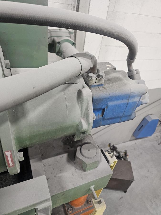 Used 75 Ton Metal Mechanics Hydraulic 4-Post Trim Press