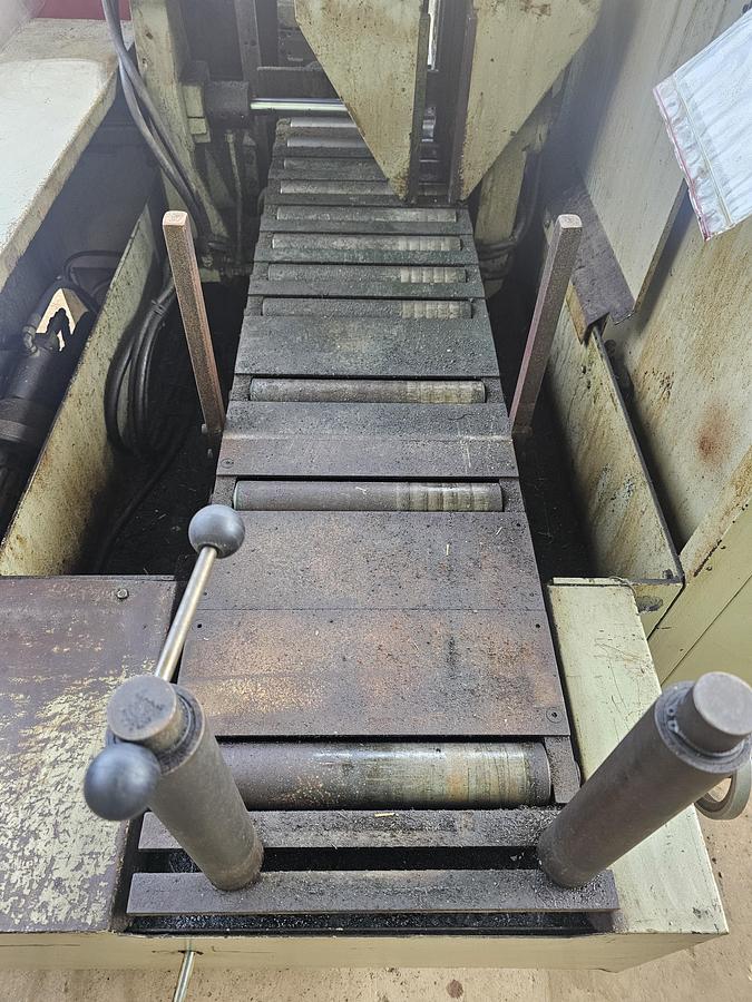 Used 11.8" x 11.8" Behringer HBP303A Automatic Twin Column Horizontal Bandsaw