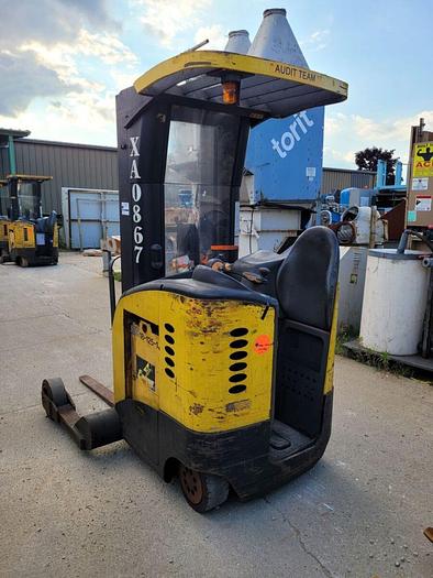 Used Crown RR 5000 Series Electric Reach Truck 4,500 lb Capacity 42” Forks Sideshift